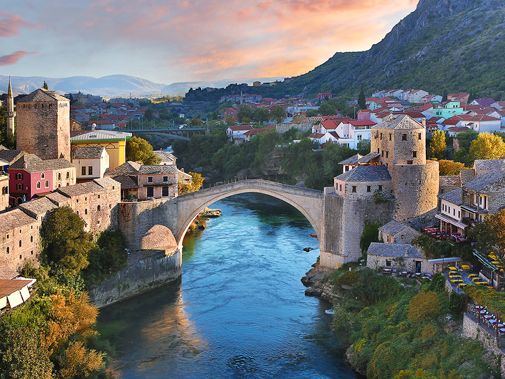 İzmir Çıkışlı Kosovalı Baştanbaşa BalkanlarÇevre Gezileri, Extra Turlar ve Akşam Yemekleri Dahil! 